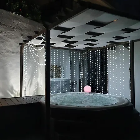 Roques 公寓 *
